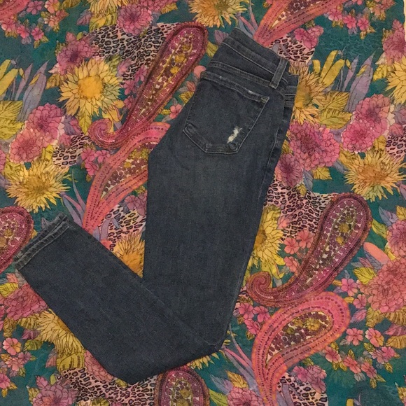 J brand  jeans - Picture 2 of 4